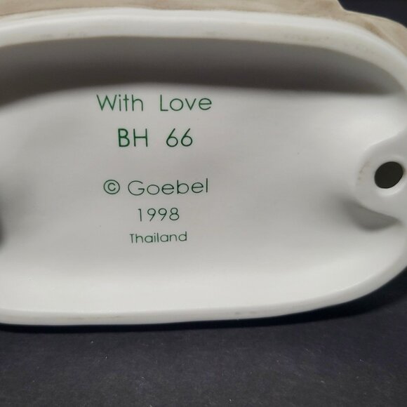 Goebel Hummel figurine With Love, Girl and Teddy Bear - Picture 7 of 7